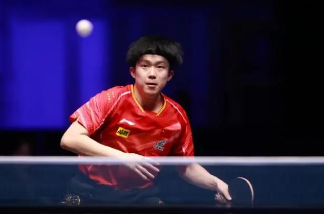 于足球比赛 于足球比赛