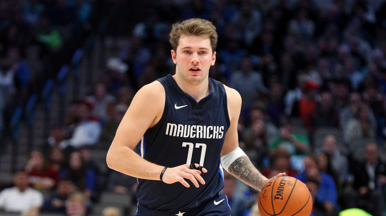 他在防守时 他在防守时