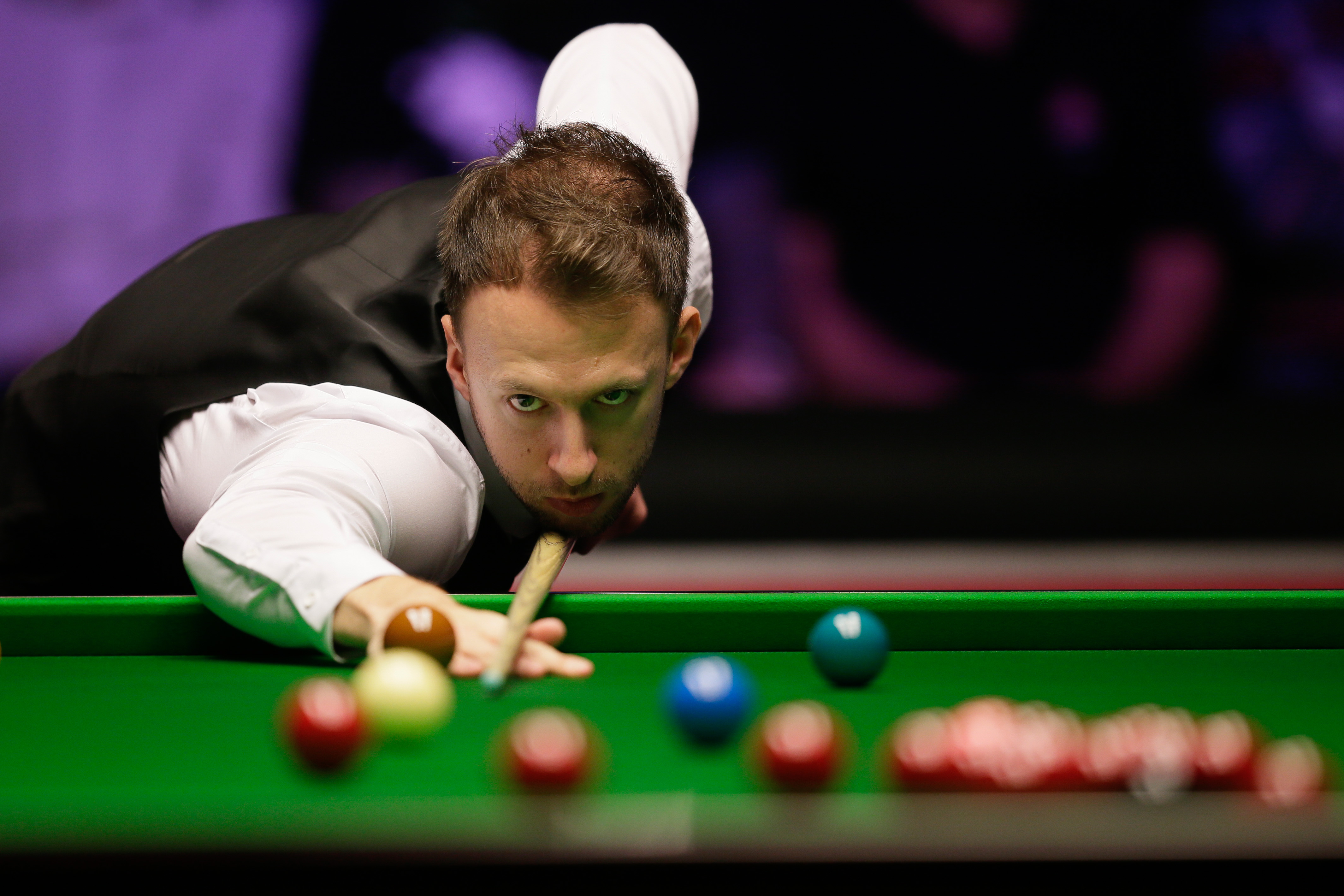 击地传球 击地传球